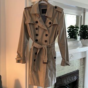 Mango Trench coat (M)